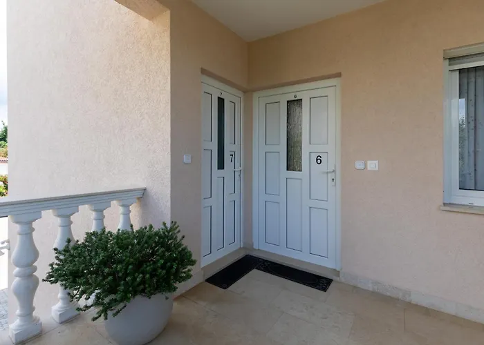 Apartment Lidija Matosevic *
